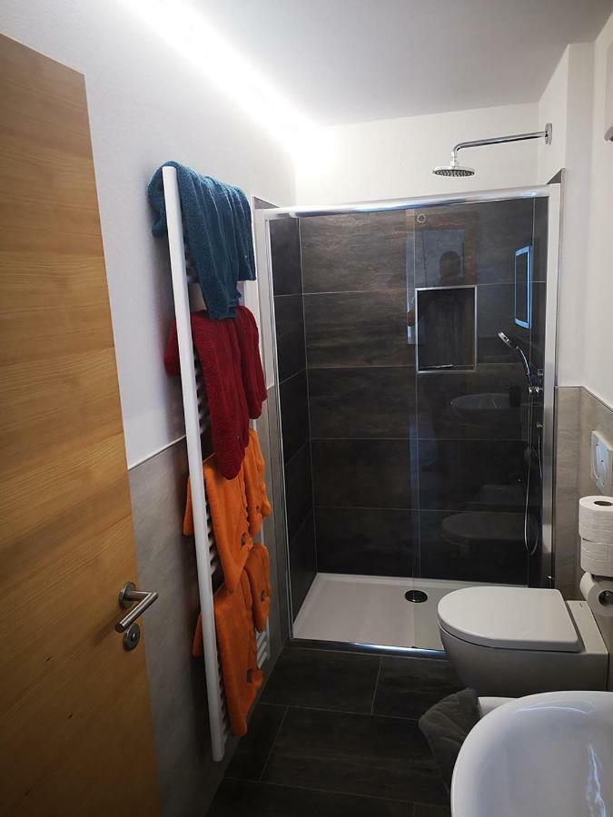 Garni - Hotel Am Burghuegel San Candido Zewnętrze zdjęcie