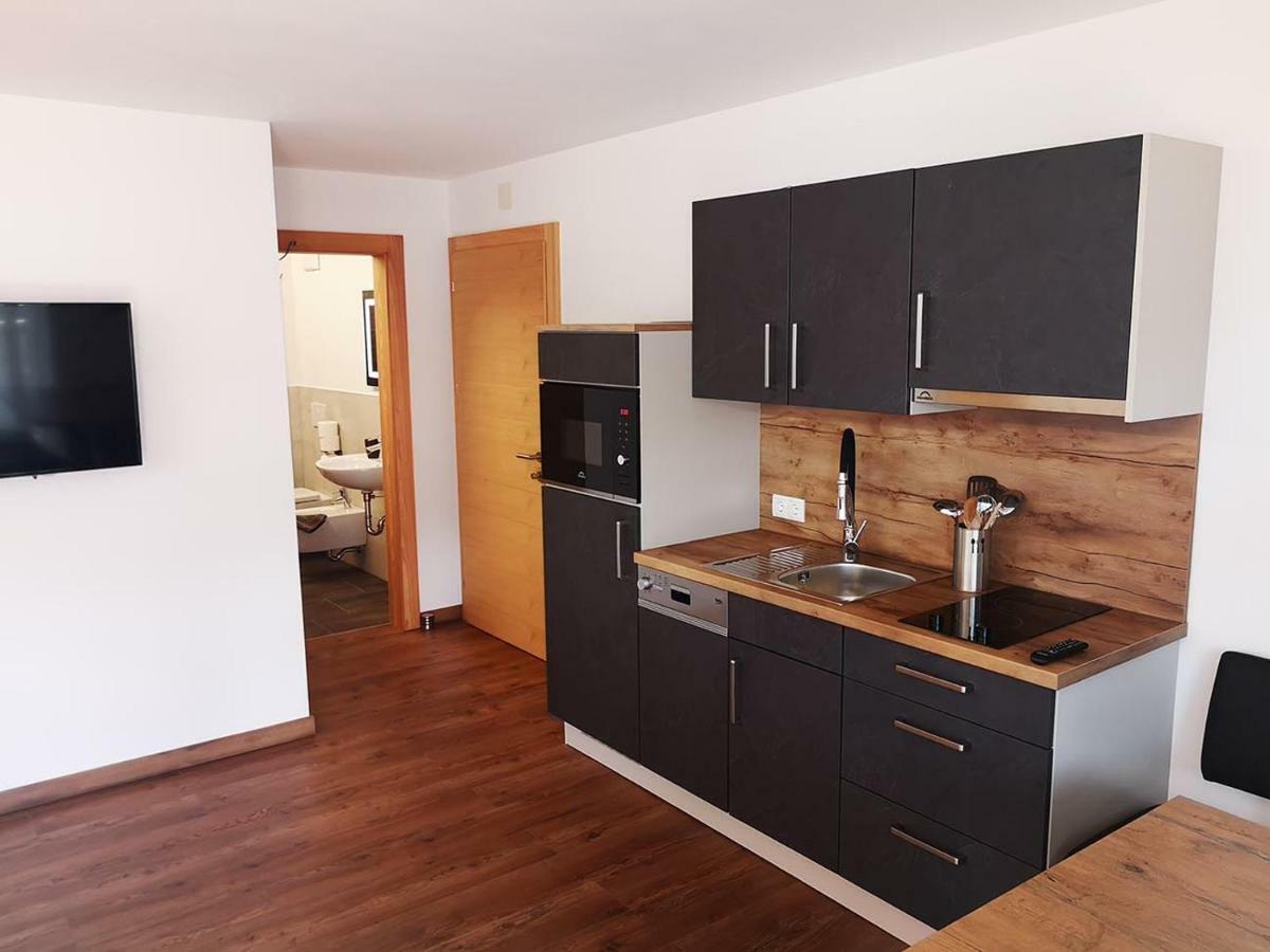 Garni - Hotel Am Burghuegel San Candido Zewnętrze zdjęcie
